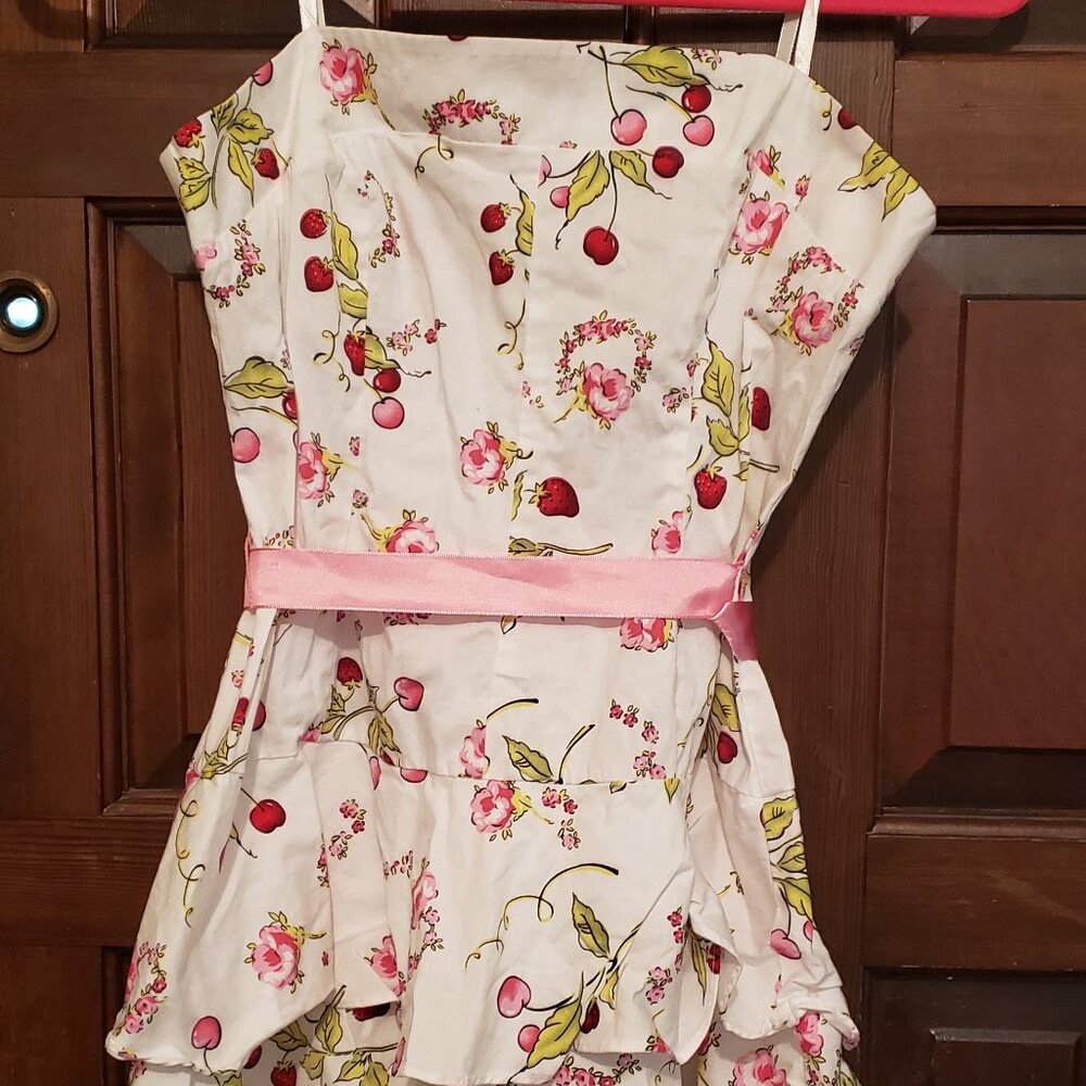 City Triangles ladies size 11 strapless dress; tiered skirt; gently pre-owned